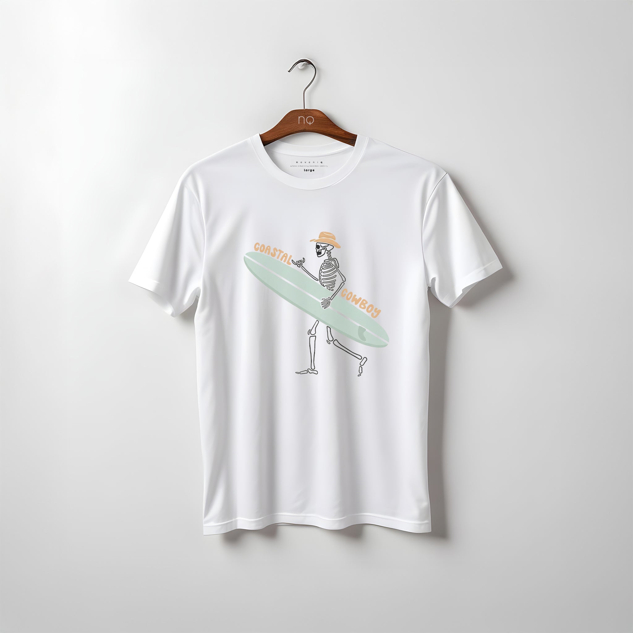 Coastal Cowboy — Sörf İskeleti Grafik Tişörtü (Saf Beyaz)