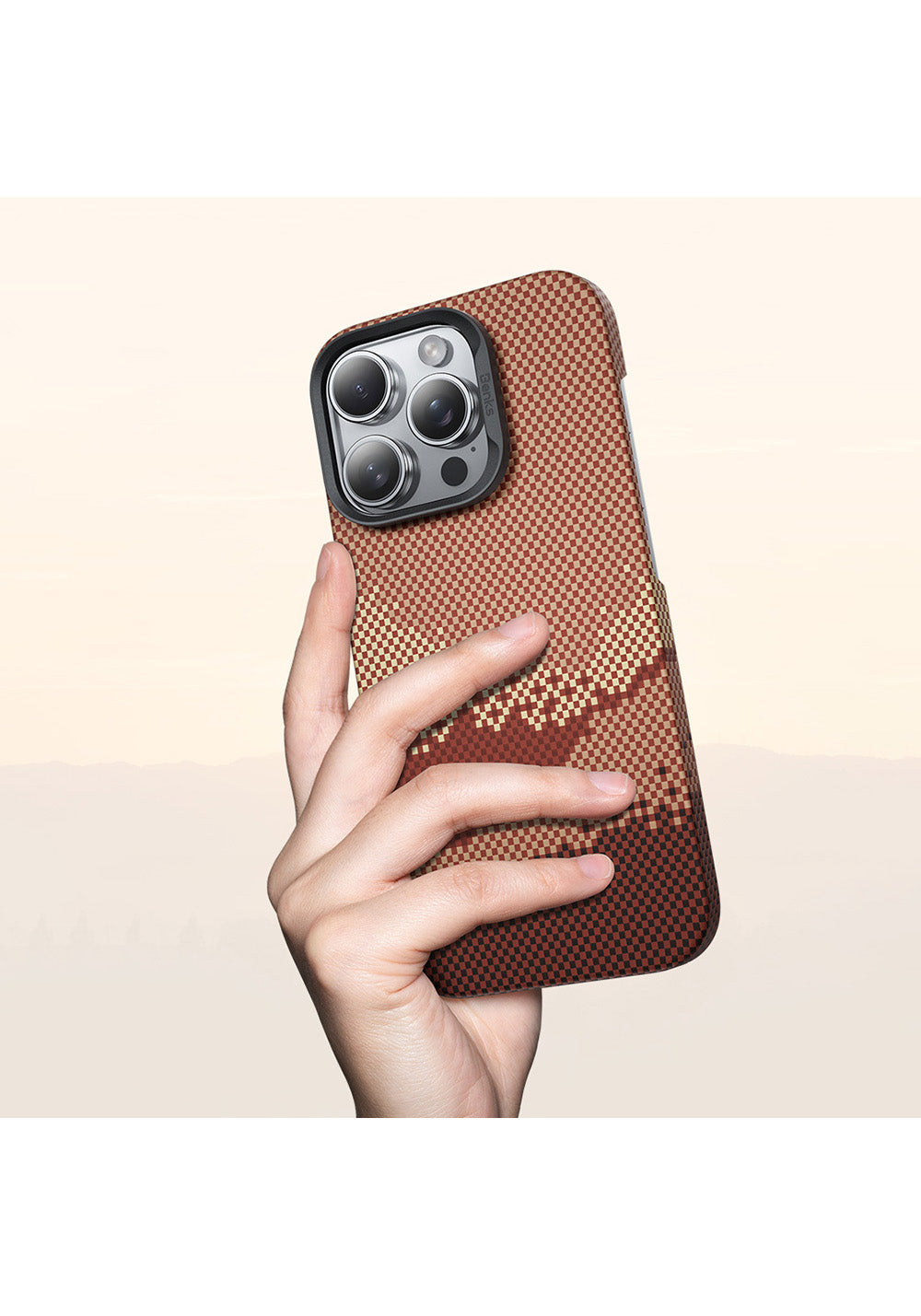 Apple iPhone 16 Pro Max Kılıf Manyetik Şarj Uyumlu Benks GoldenTide ArmorAir 600D Kevlar Karbon Kapak