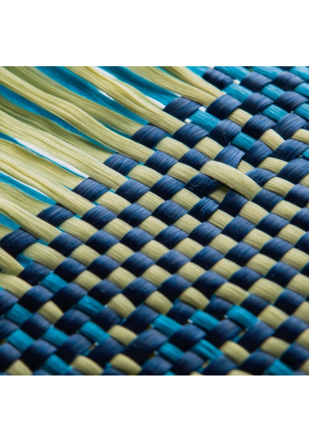 Apple iPhone 16 Plus Kılıf Manyetik Şarj Uyumlu Aramid Karbon Fiber Pitaka Tactile Woven Starpeak Serisi Milky Way Galaxy Kapak