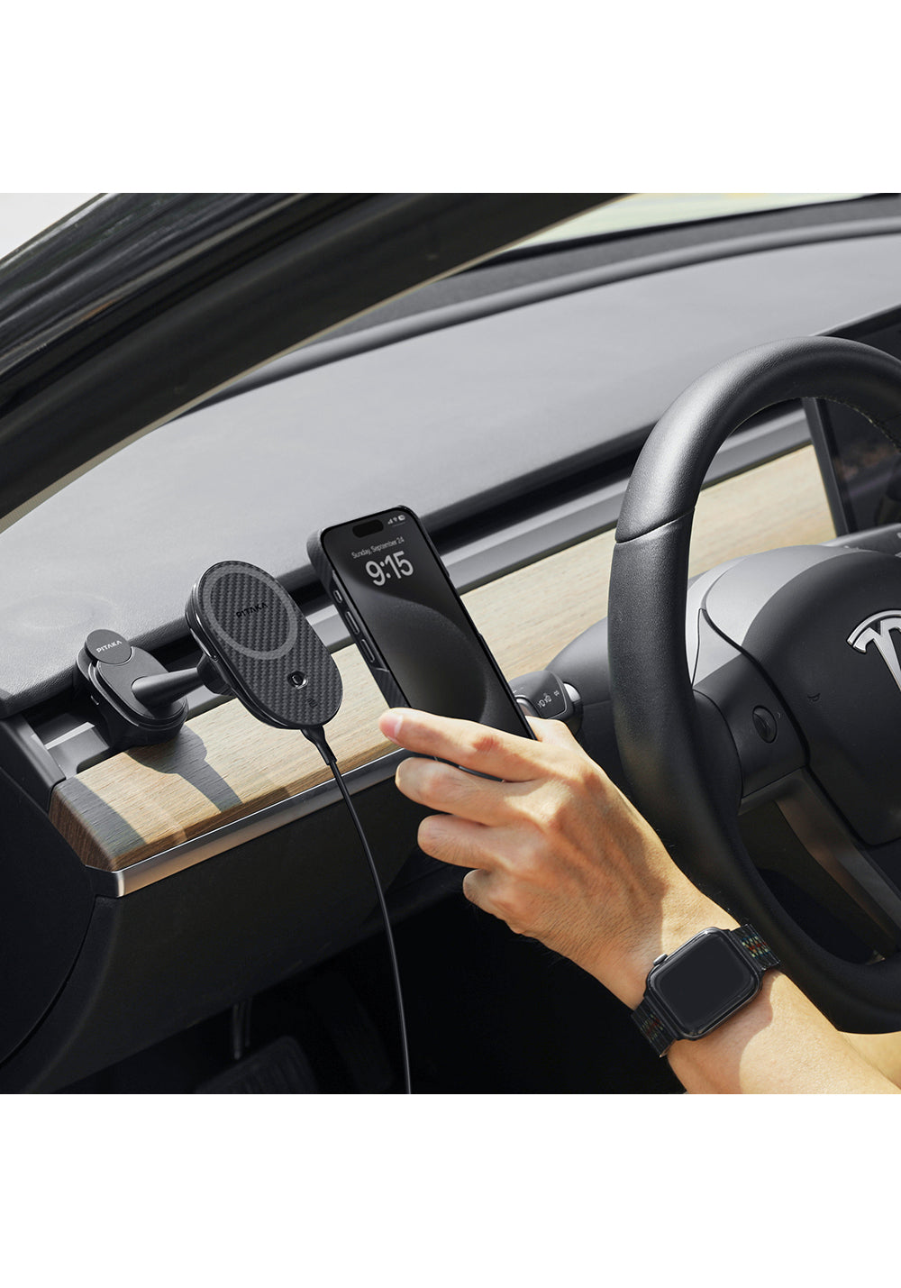 Pitaka MagEZ Pro 2 Manyetik Şarj Uyumlu Qi2 Tesla Model Y ve Model 3 Uyumlu Aramid Fiber Araç Telefon Tutucu