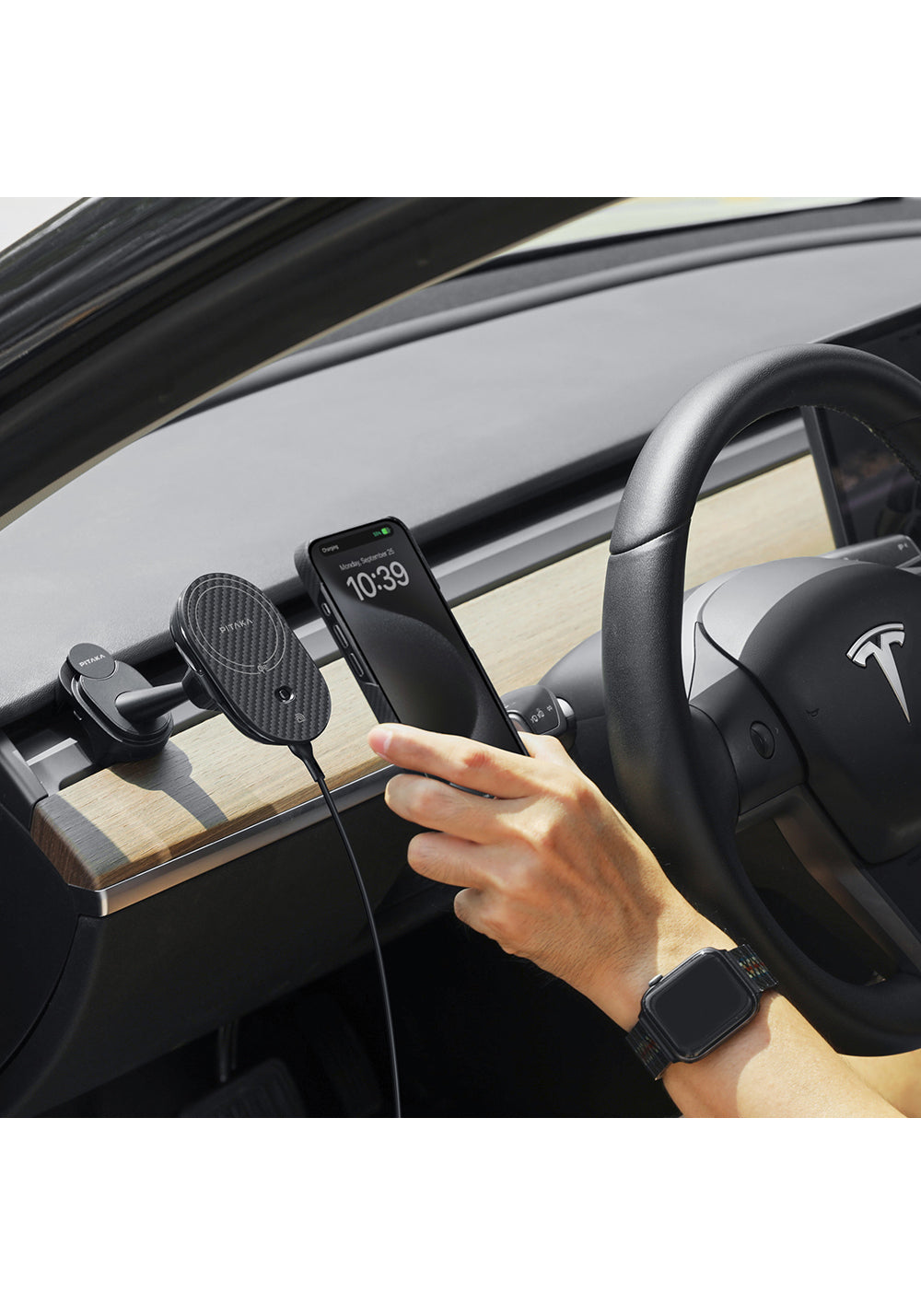 Pitaka MagEZ Pro 2 Manyetik Şarj Uyumlu Qi2 Aramid Fiber Araç Telefon Tutucu