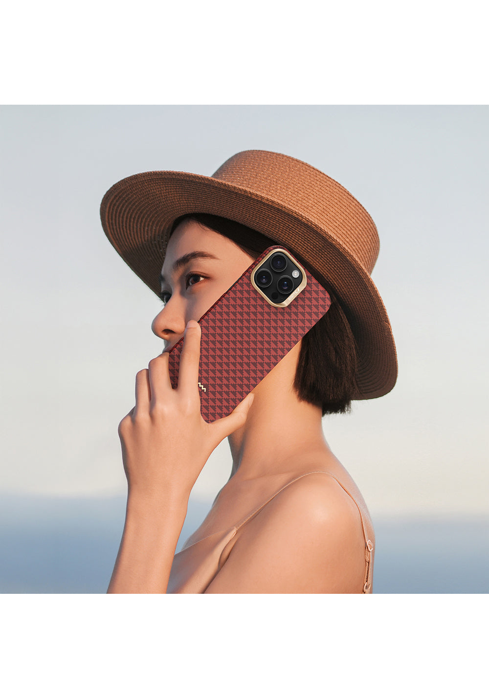 Apple iPhone 16 Pro Kılıf Manyetik Şarj Uyumlu Raptic Aramid Skin Origin Serisi Karbon Kapak