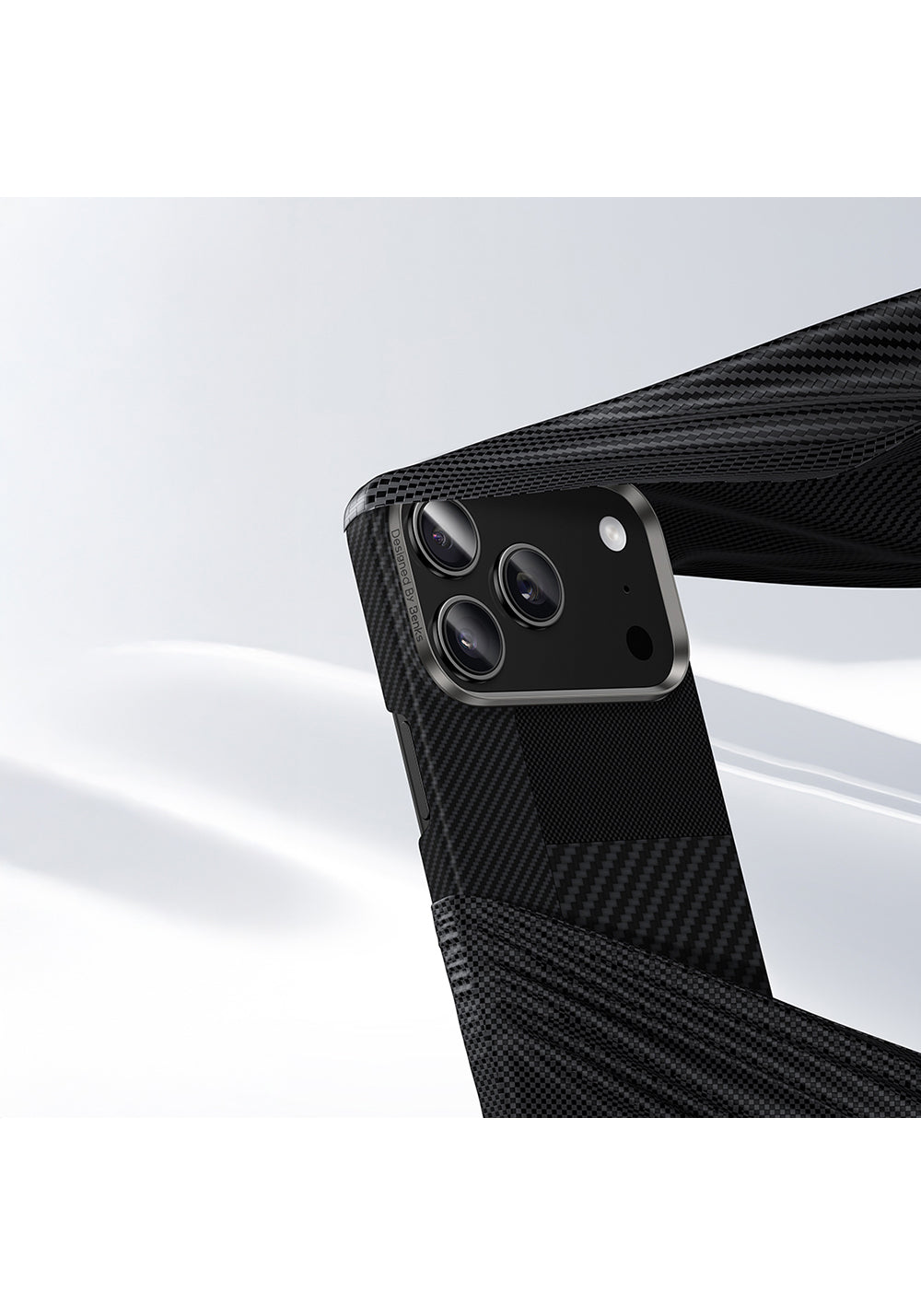 Apple iPhone 17 Pro Kılıf Manyetik Şarj Uyumlu Karbon Fiber Benks Montage ArmorAir Kevlar Kapak