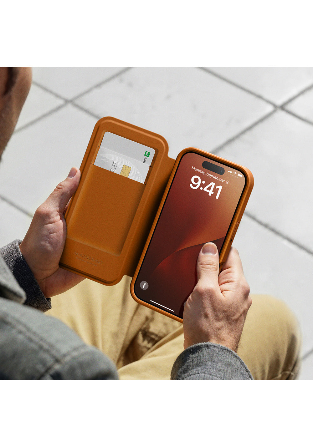 Apple iPhone 17 Pro Max PU Kartlıklı Kapaklı Amazingthing Glamour Foilo Serisi Kılıf