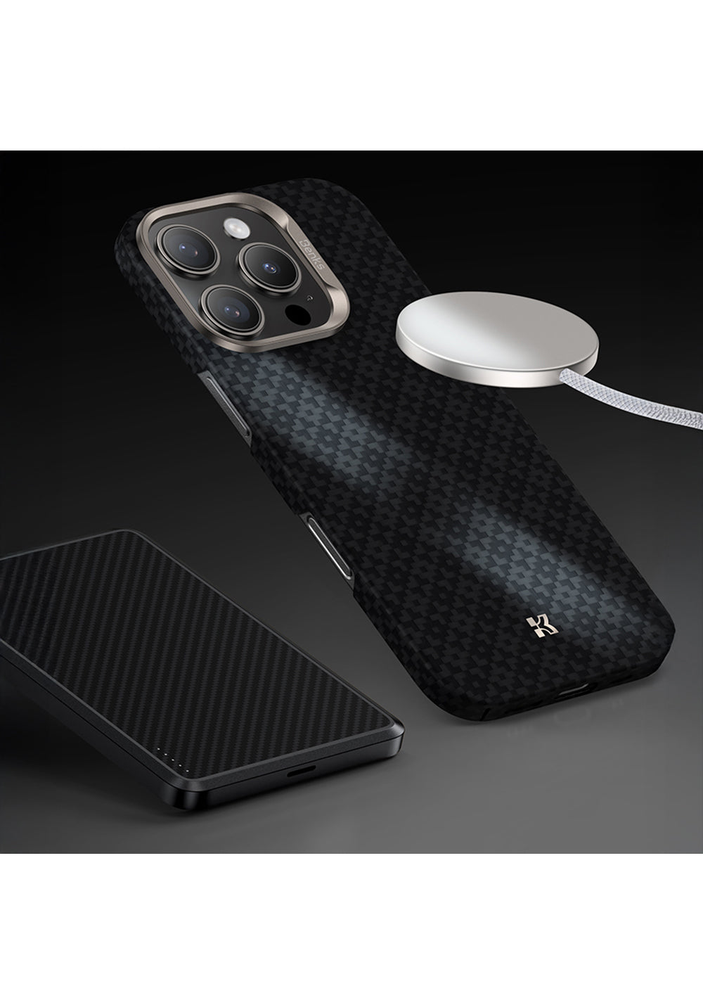 Apple iPhone 16 Pro Max Kılıf M-Safe Şarj Özellikli Benks ArmorAir ArmorGrid Serisi Kevlar Karbon Kapak