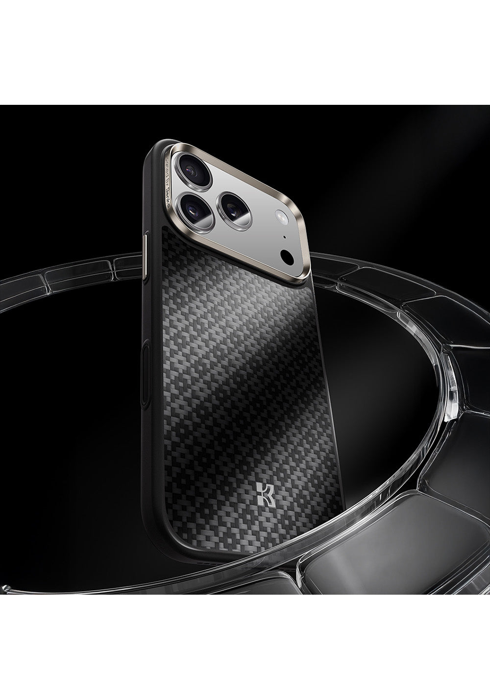 Apple iPhone 17 Pro Kılıf M-Safe Şarj Özellikli Benks ArmorPro ArmorGrid Serisi Kevlar Karbon Kapak
