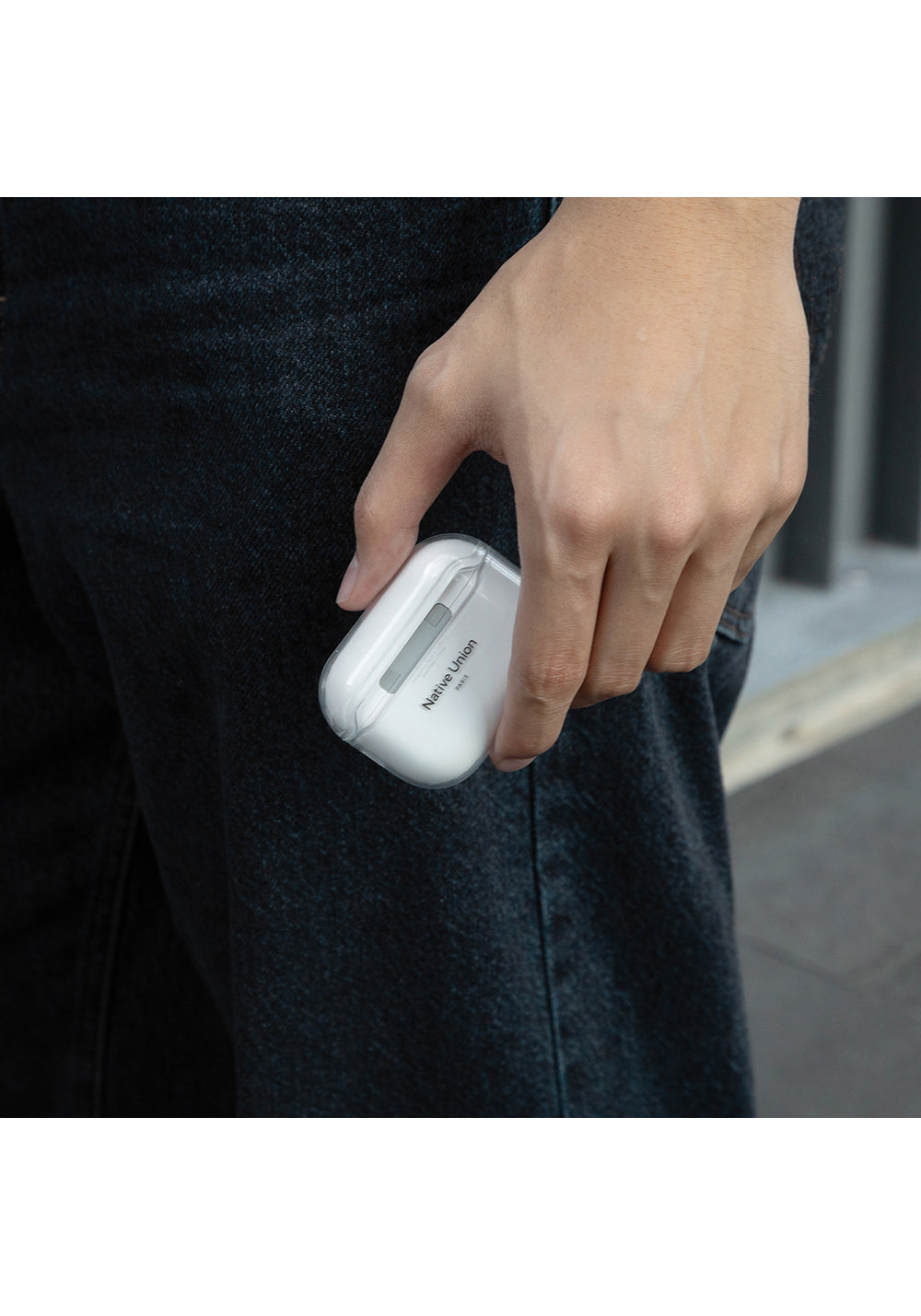 Apple AirPods Pro 3 Kılıf Qi M-Safe Şarj Özellikli Native Union Clear Serisi Silikon Kapak