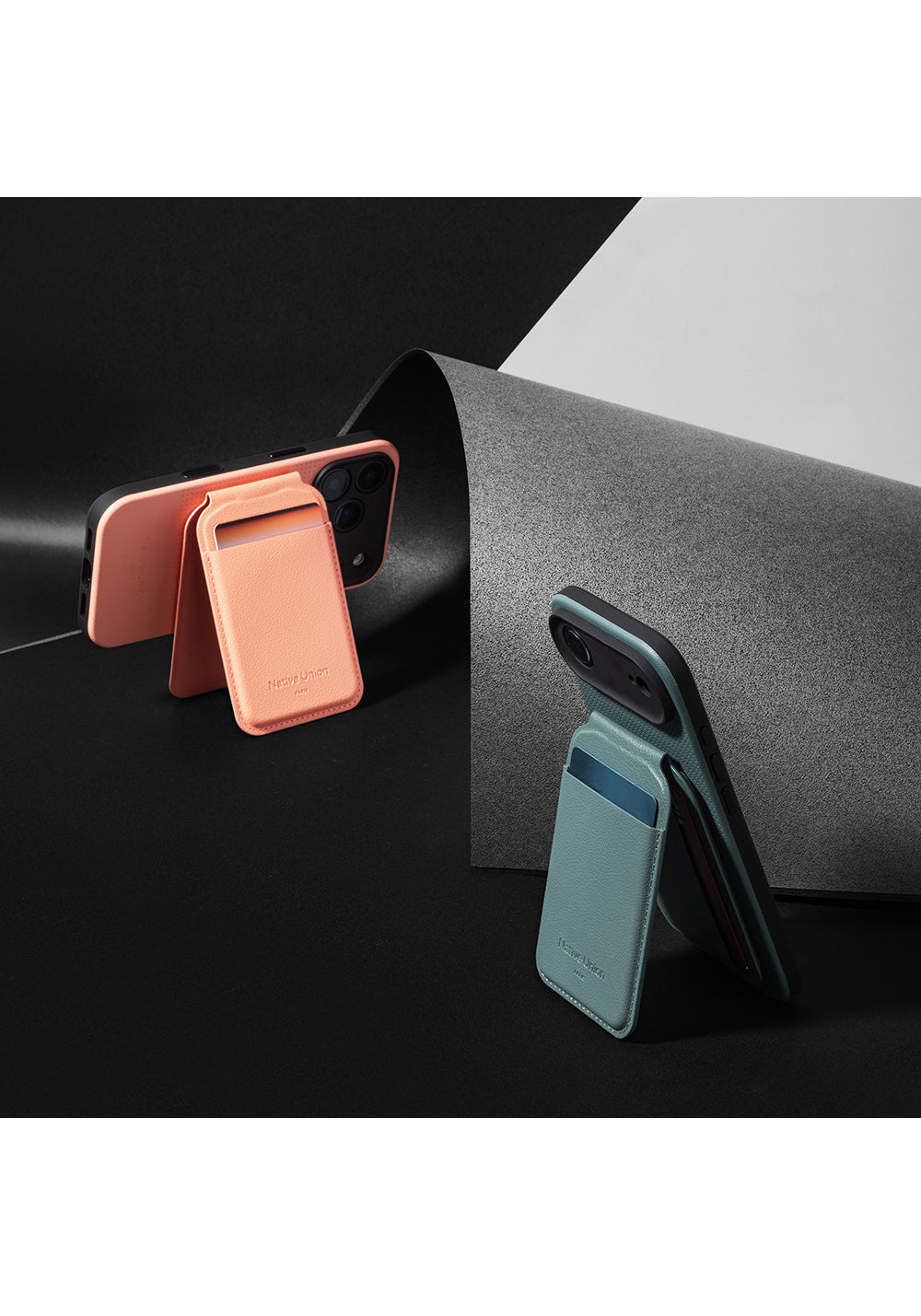 Apple iPhone 17 Pro Kılıf Manyetik Şarj Uyumlu Deri Dokulu Native Union 2025 Active Serisi Kapak