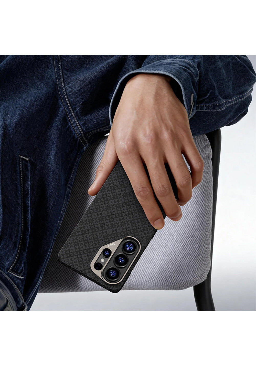 Galaxy S26 Ultra Kılıf M-Safe Şarj Özellikli Benks ArmorAir ArmorGrid Serisi Kevlar Karbon Kapak
