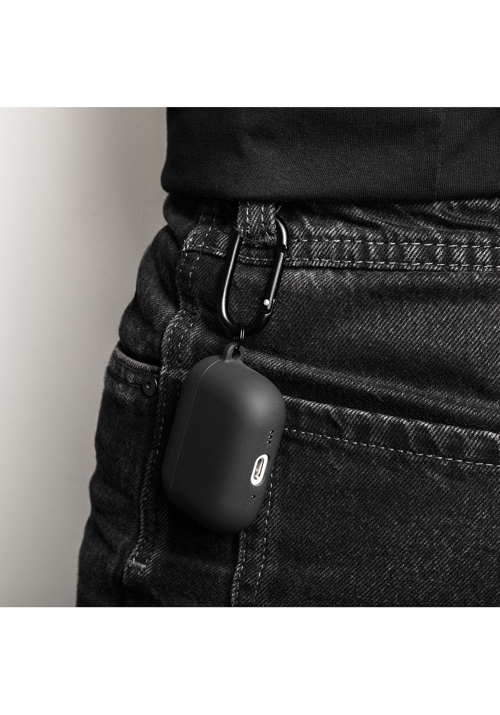 Apple AirPods Pro 3 Kılıf M-Safe Şarj Özellikli Native Union Active Serisi Kapak