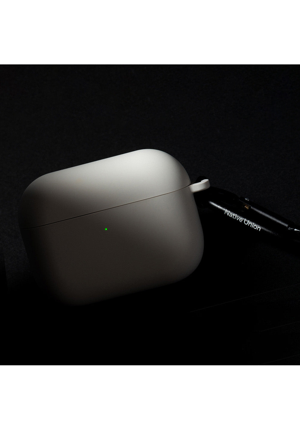 Apple AirPods Pro 3 Kılıf M-Safe Şarj Özellikli Native Union Active Serisi Kapak
