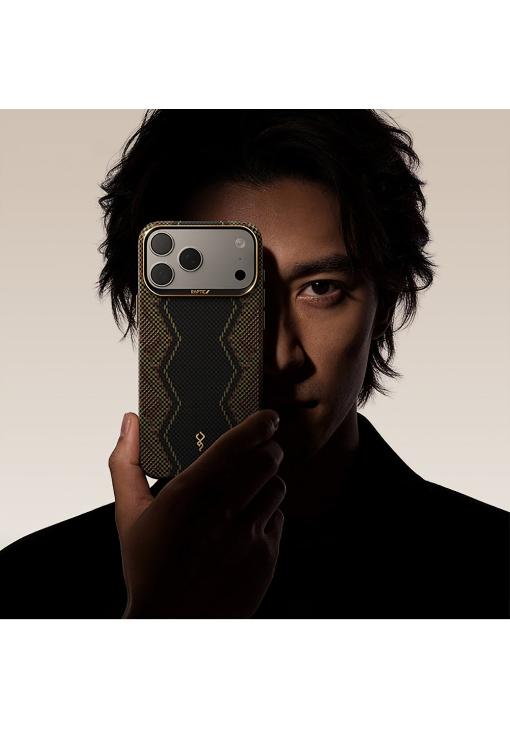 Apple iPhone 17 Pro Kılıf Manyetik Şarj Uyumlu Raptic Aramid Skin Scepter Serisi Karbon Kapak