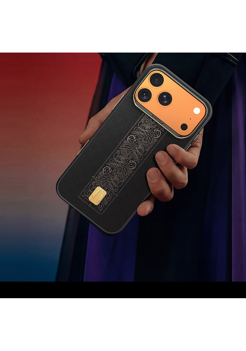 Apple iPhone 17 Pro Max Kılıf Manyetik Şarj Uyumlu Raptic Aramid Dual Rise Serisi 24 Ayar Altın Kaplamalı Karbon Kapak
