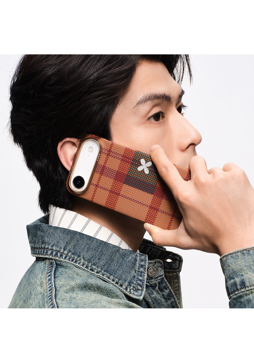 Apple iPhone 17 Pro Kılıf Manyetik Şarj Uyumlu Aramid Karbon Fiber Pitaka Flora in Grid Serisi Kapak