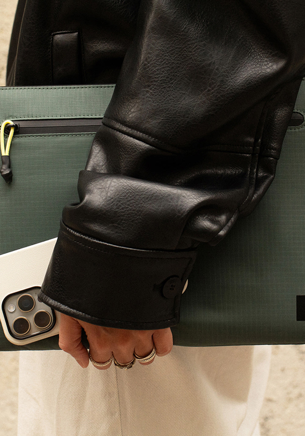 Native Union Ultralight Sleeve – 14 inç Laptop Çantası