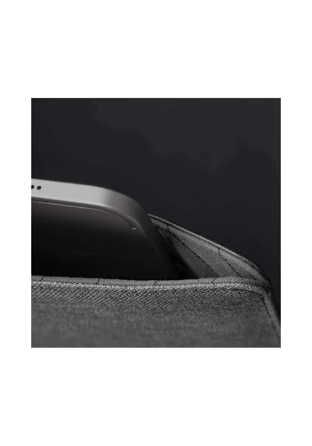 Native Union Stow Slim – 11 inç Tablet Çantası