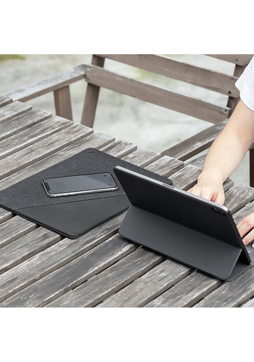 Native Union Stow Slim – 12,9 inç Tablet Çantası
