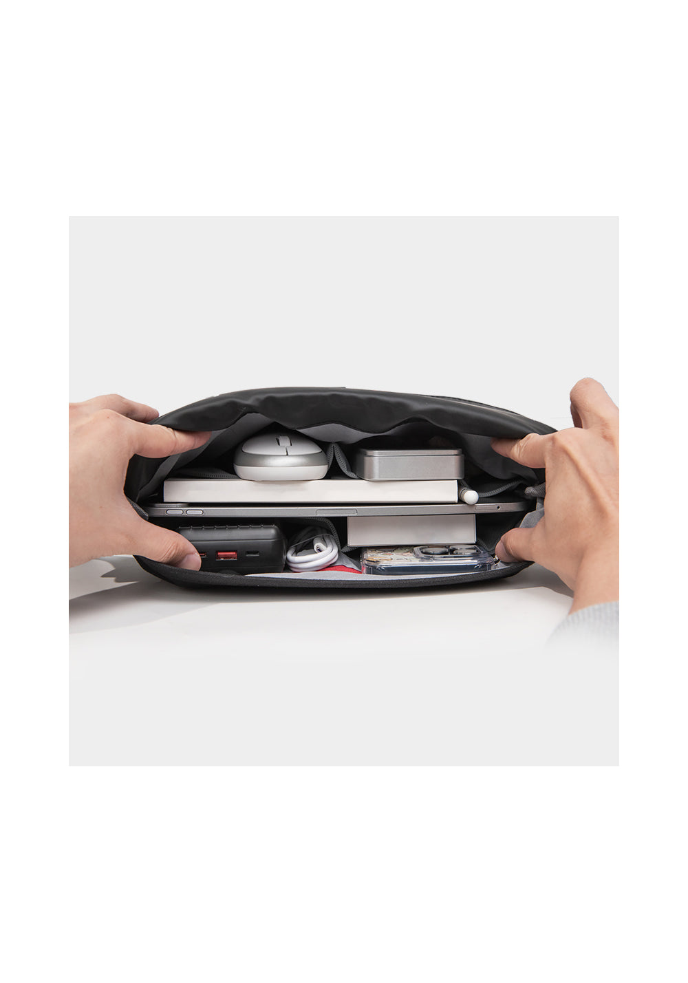 Wiwu Space Exploration Message Bag X – Çapraz Vücut Çantası