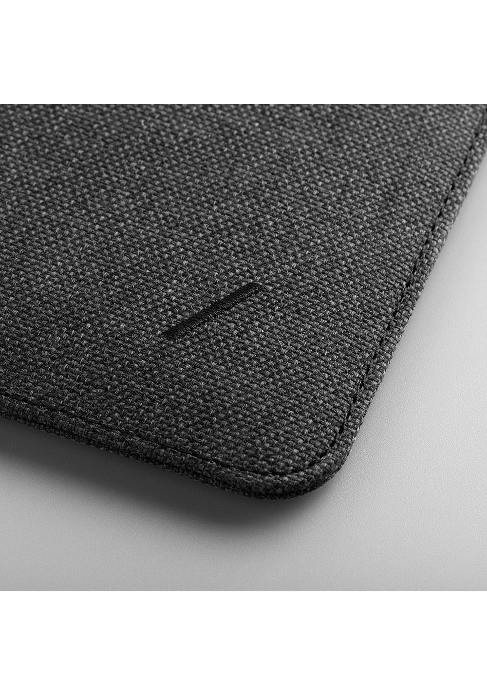 Native Union Stow Slim – 12,9 inç Tablet Çantası
