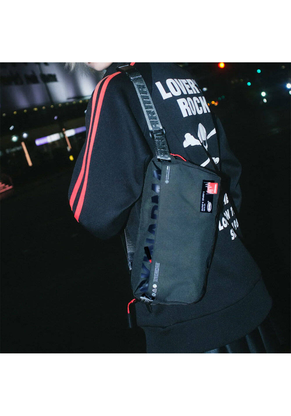 Skinarma Crossbody Fardel – Çapraz Vücut Çantası