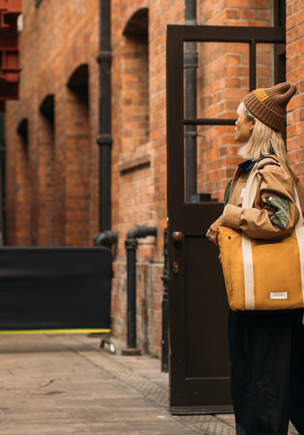 Native Union W.F.A Tote Bag Pro – El ve Omuz Çantası