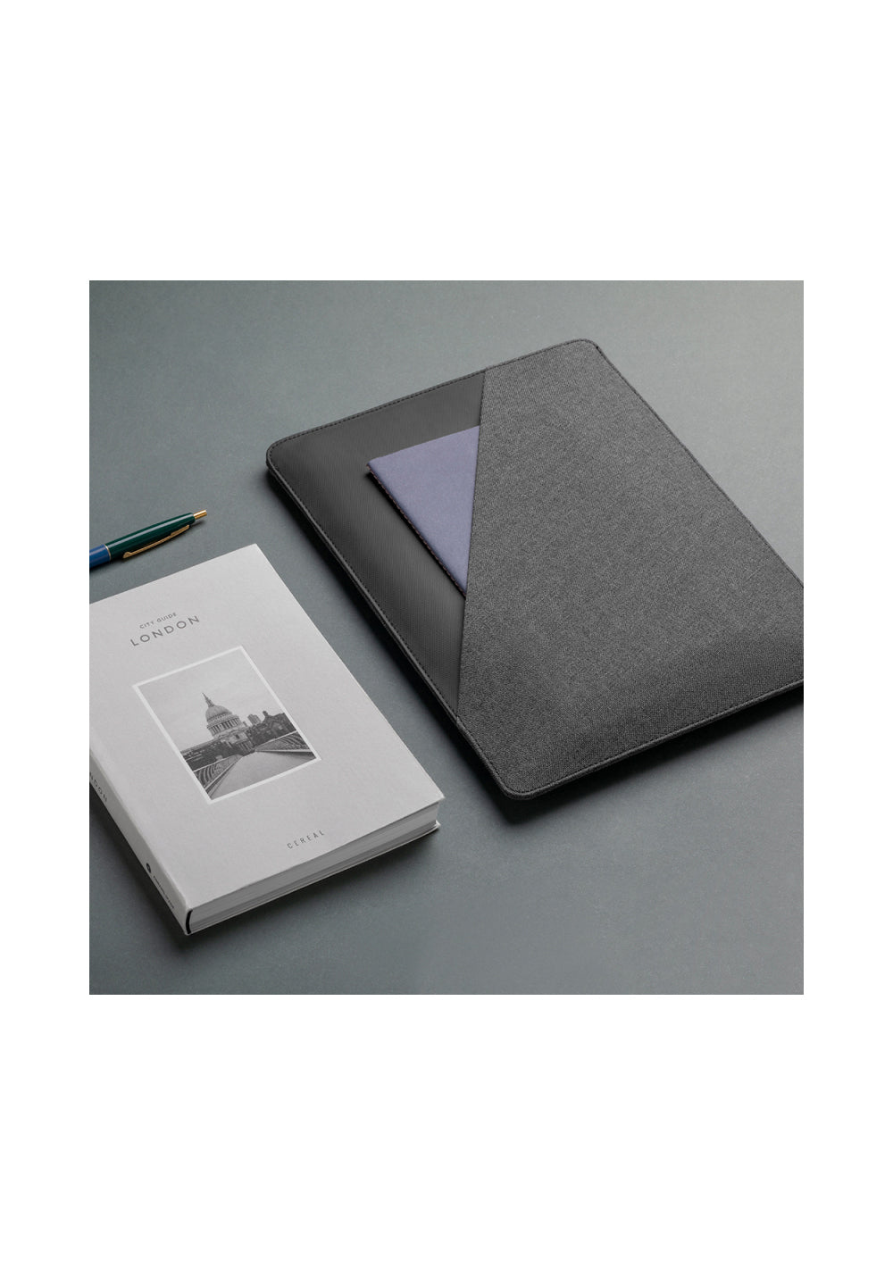 Native Union Stow Slim – 11 inç Tablet Çantası